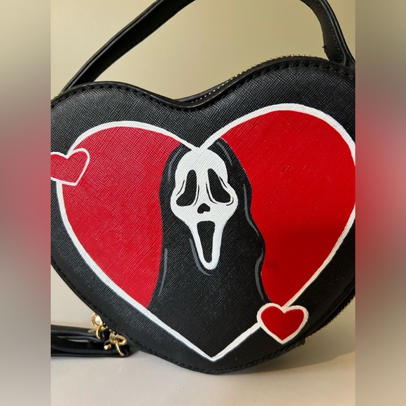 Hand painted Ghostface purse - Picture 2 of 6